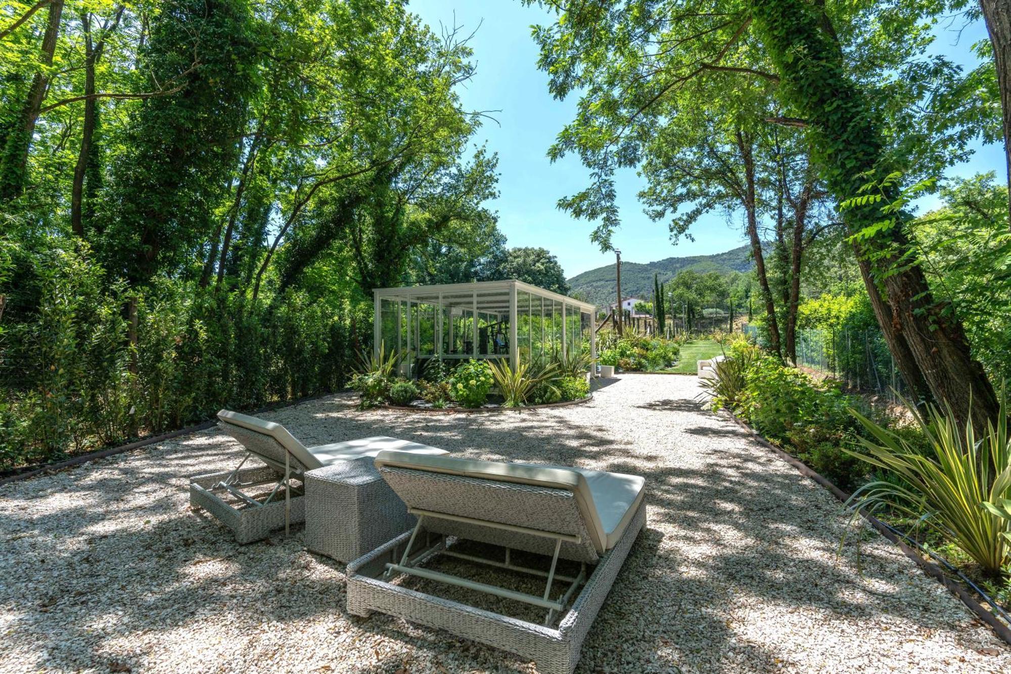 Villa Vittoria - Lusso Con Piscina, Tennis, Jacuzzi E Palestra Lucca Ngoại thất bức ảnh