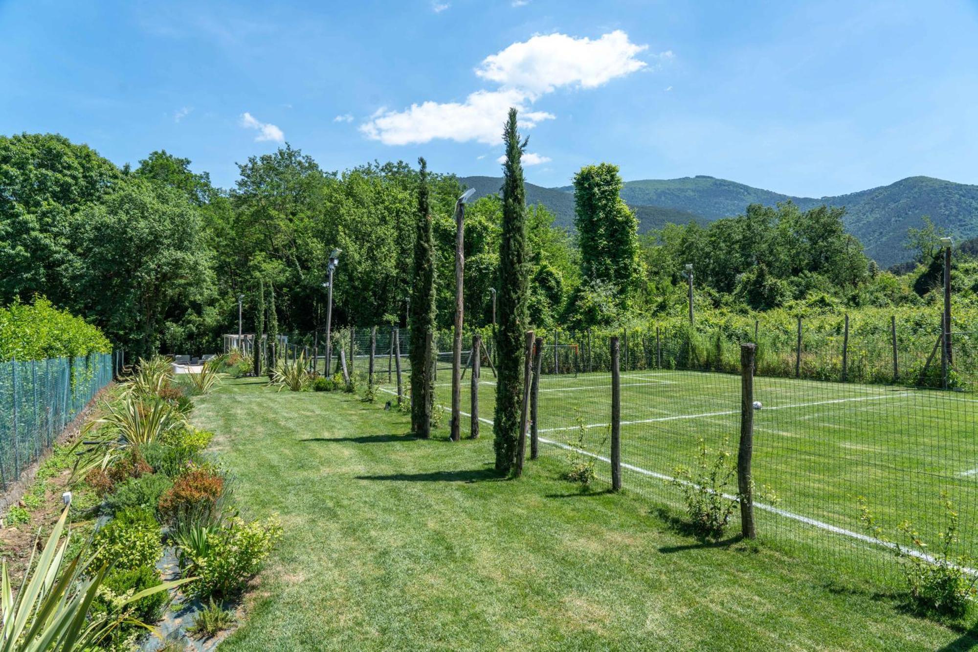 Villa Vittoria - Lusso Con Piscina, Tennis, Jacuzzi E Palestra Lucca Ngoại thất bức ảnh