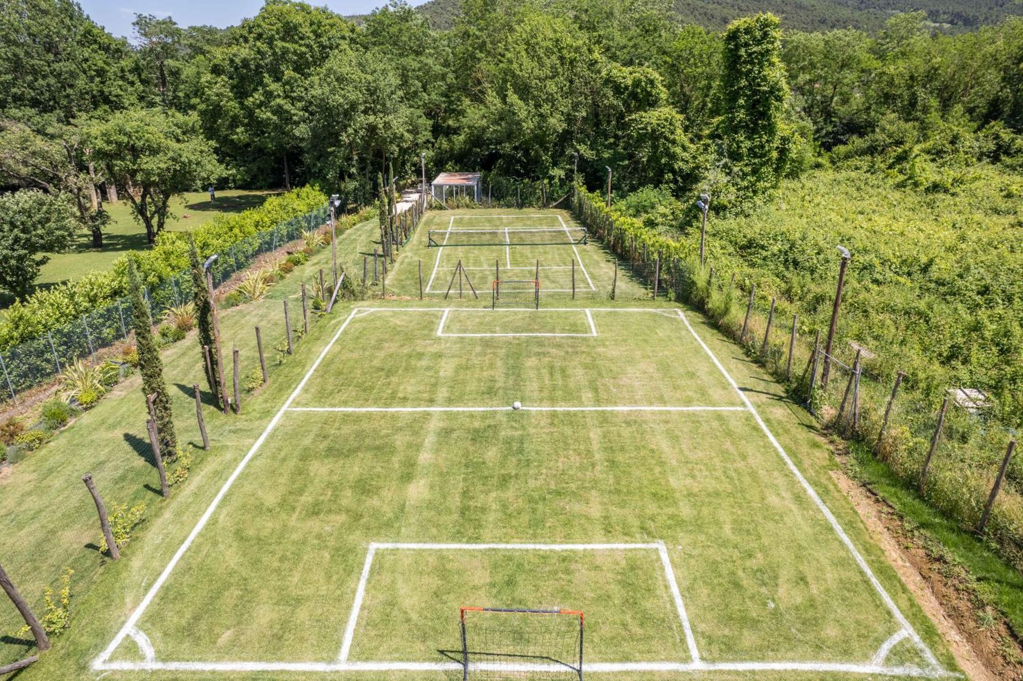 Villa Vittoria - Lusso Con Piscina, Tennis, Jacuzzi E Palestra Lucca Ngoại thất bức ảnh